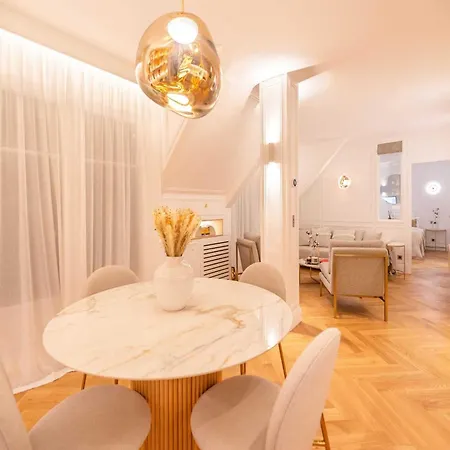 Exceptional Apt With 3 Terraces & Eiffel Tower View - Mobility Lease Апартаменты Париж