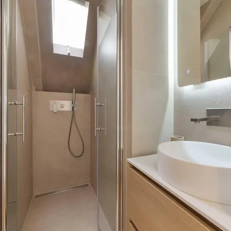 Exceptional Apt With 3 Terraces & Eiffel Tower View - Mobility Lease Апартаменты Париж