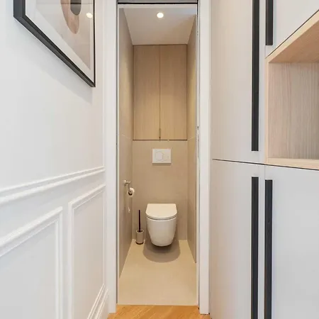 Апартаменты Exceptional Apt With 3 Terraces & Eiffel Tower View - Mobility Lease *