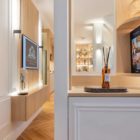 Exceptional Apt With 3 Terraces & Eiffel Tower View - Mobility Lease Апартаменты *