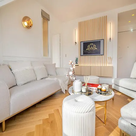 Exceptional Apt With 3 Terraces & Eiffel Tower View - Mobility Lease Apartmán