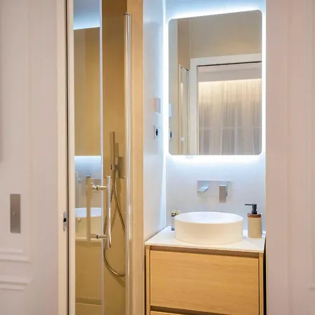 Exceptional Apt With 3 Terraces & Eiffel Tower View - Mobility Lease Apartmán *